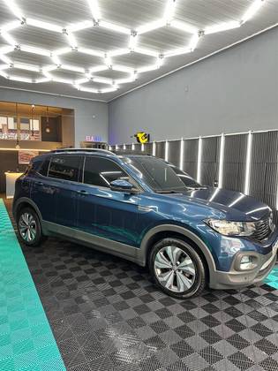 VOLKSWAGEN T-CROSS 1.0 200 TSI TOTAL FLEX COMFORTLINE AUTOMÁTICO